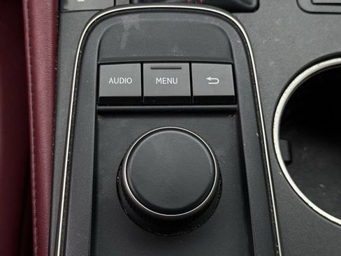Used 2017 Lexus RC 200t F Sport RWD image 21