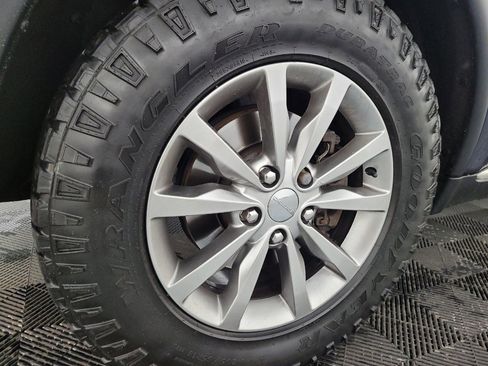 Used 2018 Dodge Durango SXT w/ Quick Order Package 2BB image 31