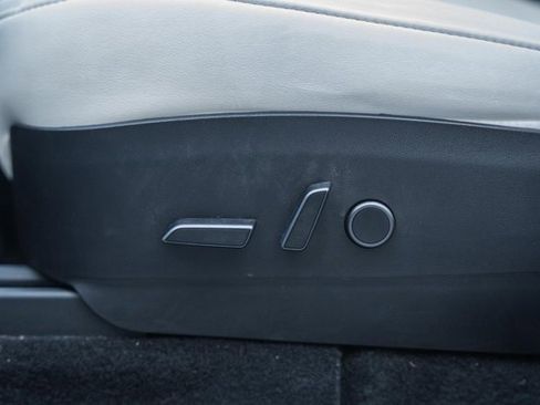 Used 2021 Tesla Model Y Long Range image 38