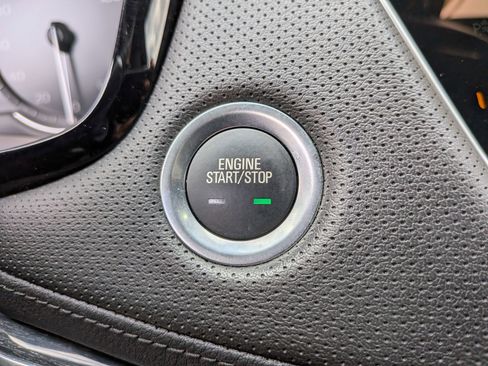 Certified 2023 Cadillac XT5 Premium Luxury image 16