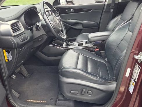 Used 2018 Kia Sorento EX FWD image 11