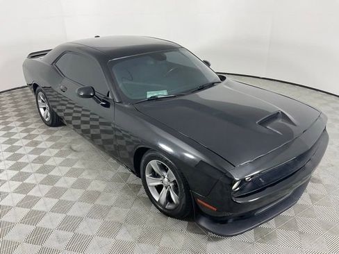Used 2019 Dodge Challenger R/T RWD image 13