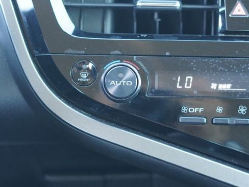 Used 2022 Toyota Camry XSE image 26