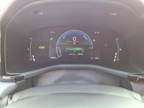 Used 2025 Toyota Camry LE w/ Convenience Package FWD image 11