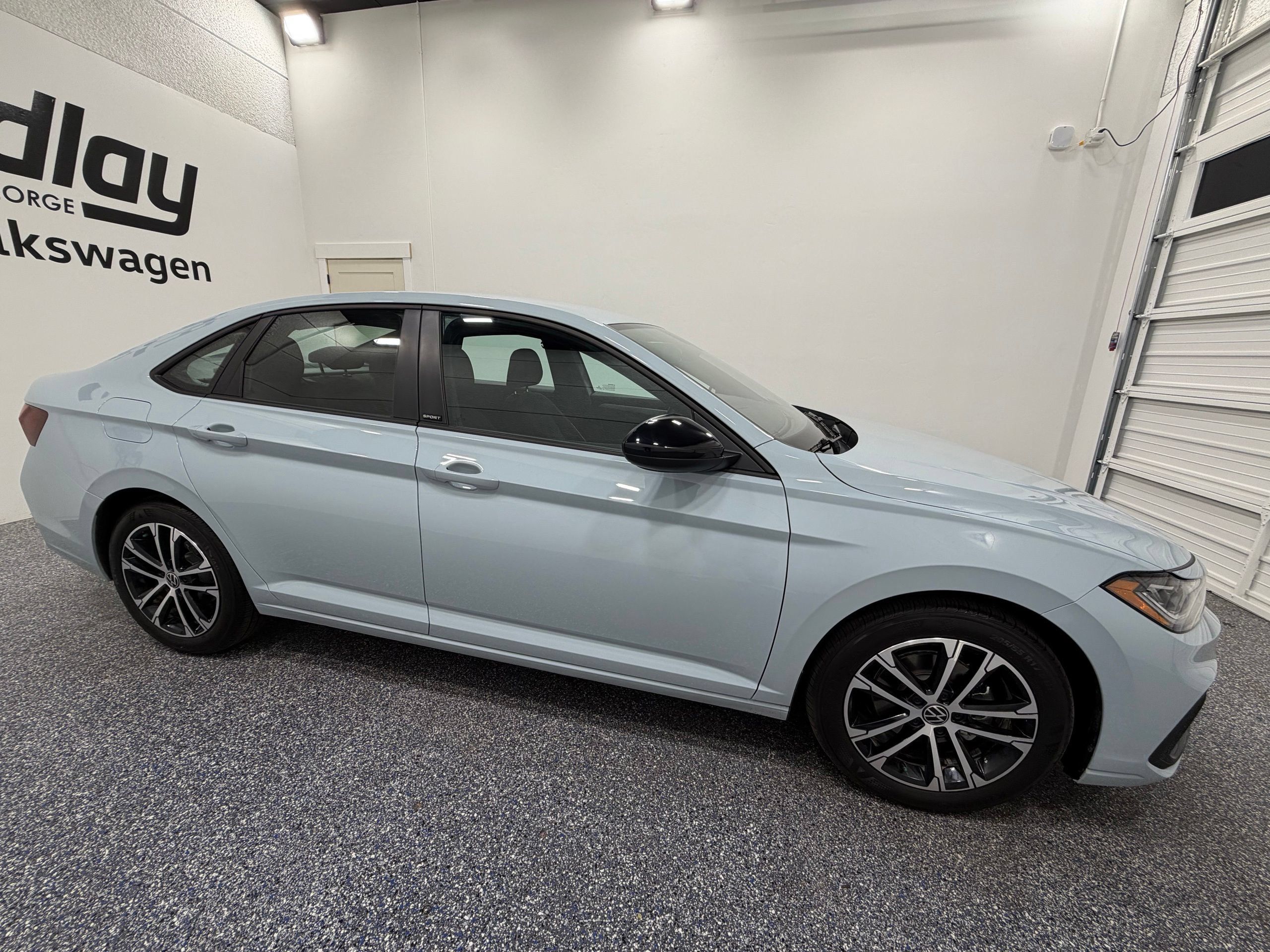 Used 2026 Volkswagen Jetta Sport FWD image 8