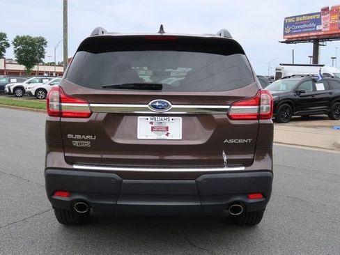 Used 2021 Subaru Ascent Premium w/ Convenience Package AWD/4WD image 7
