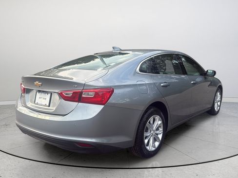 Used 2024 Chevrolet Malibu LT FWD image 7