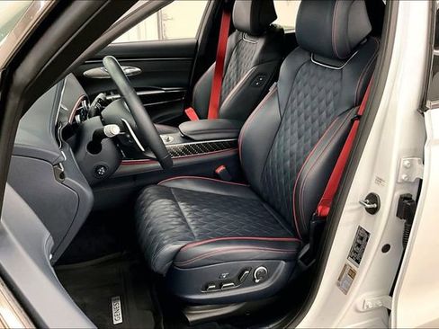 Used 2024 Genesis GV70 3.5T Sport w/ Sport Prestige Package image 24