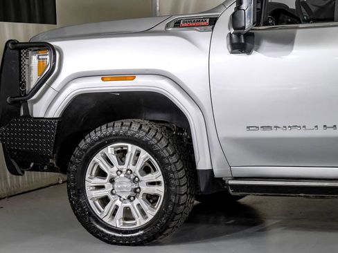 Used 2023 GMC Sierra 3500 Denali w/ Denali Ultimate Package AWD/4WD image 12