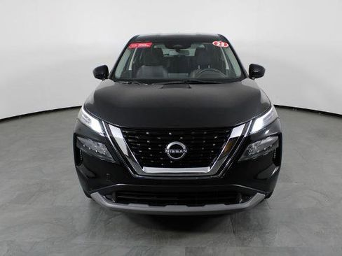Certified 2023 Nissan Rogue SV image 14
