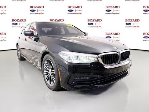 Used 2017 BMW 530i RWD image 1