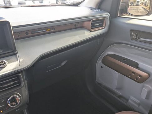 Used 2024 Ford Maverick Lariat image 18