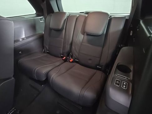 Certified 2026 Mercedes-Benz GLS 580 4MATIC image 16