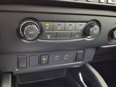 New 2026 Nissan Frontier SV w/ All-Weather Content Package AWD/4WD image 16