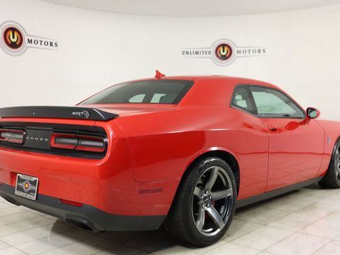 Used 2021 Dodge Challenger SRT Hellcat w/ Plus Package RWD image 3