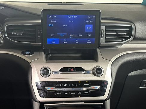 Used 2023 Ford Explorer XLT w/ Equipment Group 202A AWD/4WD image 25