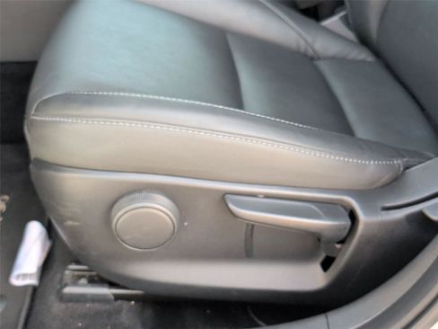 Used 2024 MAZDA CX-30 AWD 2.5 S w/ Select Sport Pkg image 11