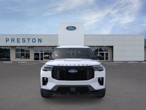 New 2026 Ford Explorer ST-Line image 6