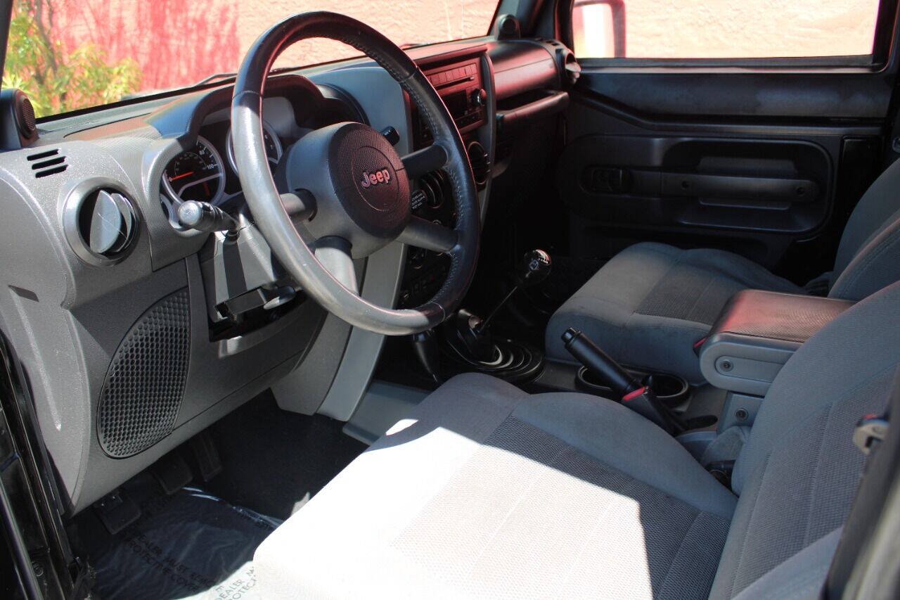 Used 2008 Jeep Wrangler Rubicon AWD/4WD image 10