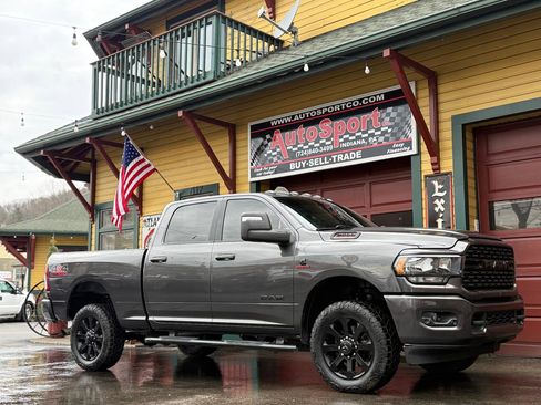 Used 2024 RAM 2500 Big Horn w/ Night Edition image 24