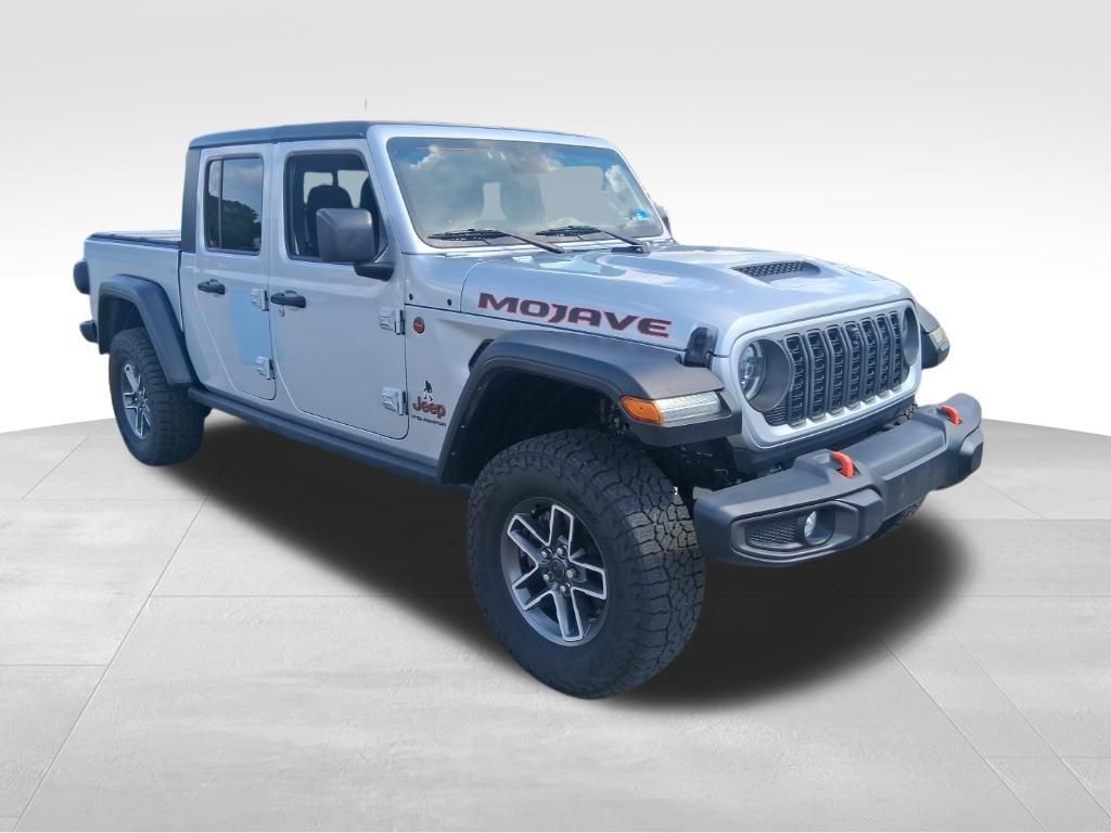 Used 2024 Jeep Gladiator Mojave w/ Technology Group AWD/4WD image 4