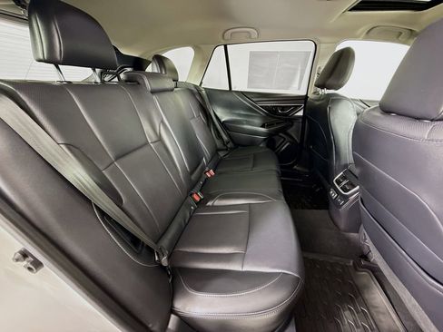 Used 2020 Subaru Outback Limited image 28