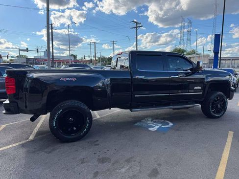 Used 2017 Chevrolet Silverado 3500 High Country w/ Duramax Plus Package AWD/4WD image 5