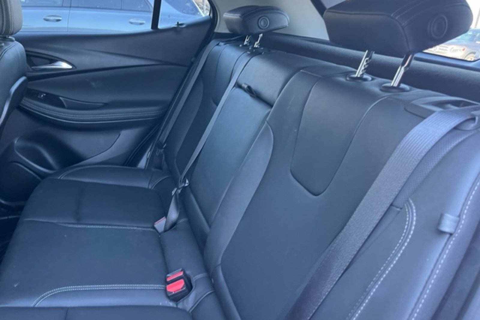 Used 2025 Honda HR-V EX-L image 8