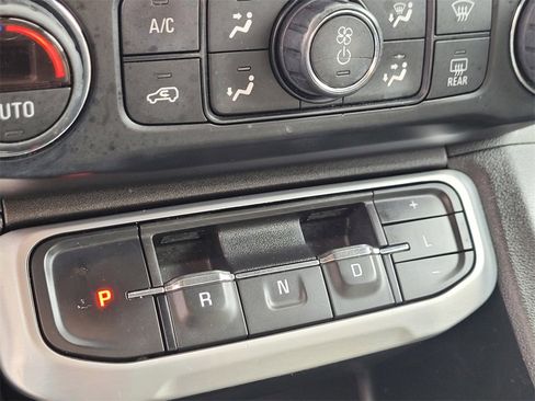 Used 2021 GMC Acadia SLT w/ Preferred Package image 21