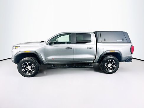 Used 2024 GMC Canyon AT4 w/ AT4 Premium Package image 4