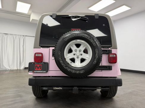 Used 2004 Jeep Wrangler Sahara w/ Dual Top Group AWD/4WD image 13