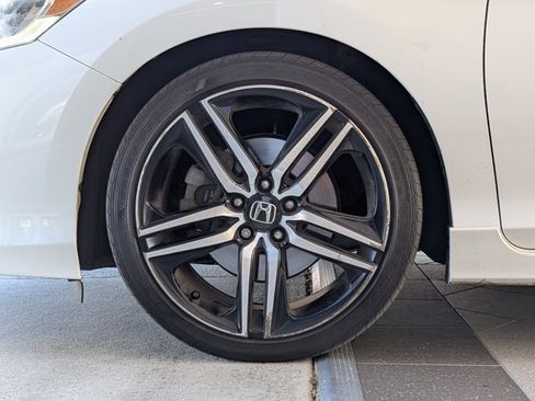 Used 2017 Honda Accord Sport image 19