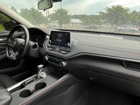 Used 2020 Nissan Altima 2.5 SR FWD image 21