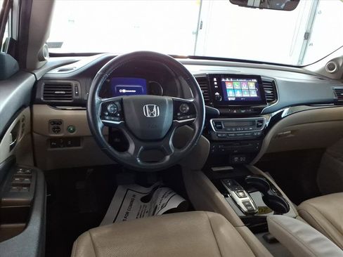 Certified 2020 Honda Pilot Elite image 16