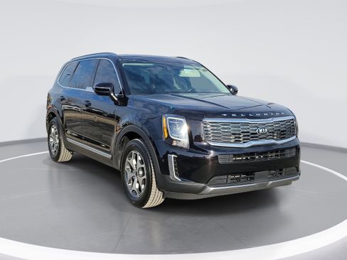 Used 2021 Kia Telluride EX w/ Towing Package image 2
