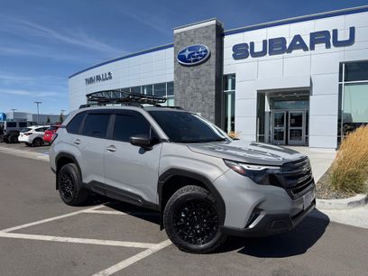 Used 2025 Subaru Forester Premium w/ Convenience Package #1