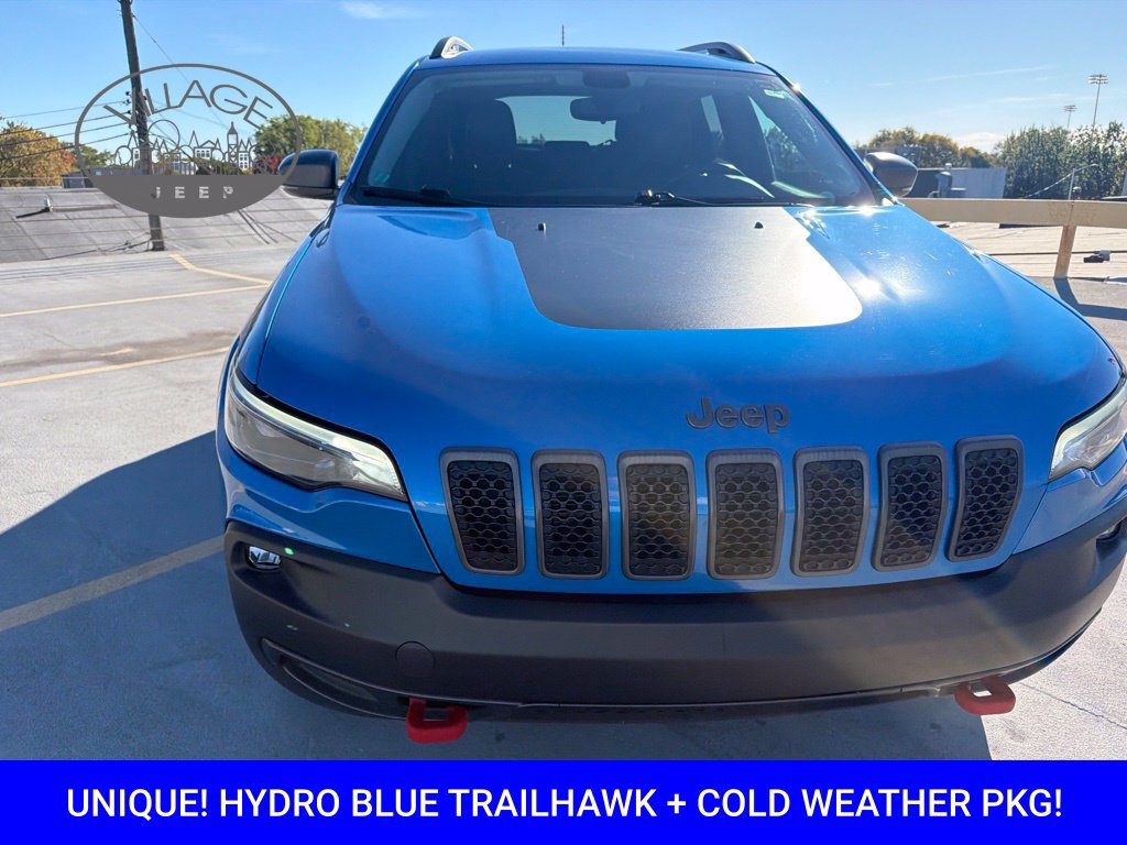 Used 2019 Jeep Cherokee Trailhawk w/ Cold Weather Group AWD/4WD image 8