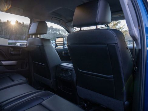 Used 2019 Chevrolet Silverado 2500 LTZ w/ Duramax Plus Package image 15