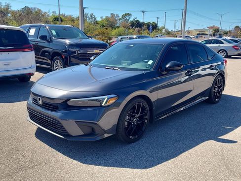 Used 2024 Honda Civic Sport image 11