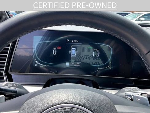 Certified 2025 Kia Sportage X-Line AWD/4WD image 18