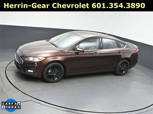 Used 2019 Ford Fusion SE w/ Equipment Group 151A image 32