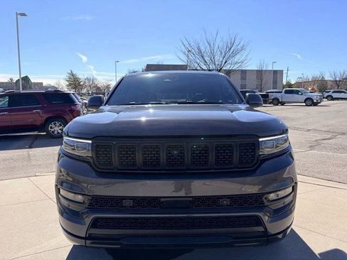 Used 2022 Jeep Grand Wagoneer Series I image 2