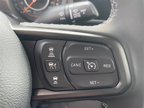 New 2025 Jeep Gladiator Rubicon w/ Convenience Group image 15