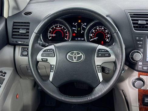 Used 2012 Toyota Highlander Limited image 36