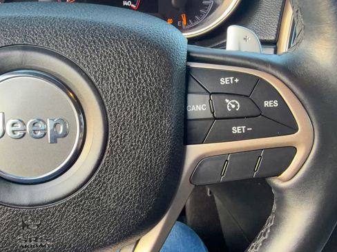 Used 2014 Jeep Grand Cherokee Limited RWD image 18