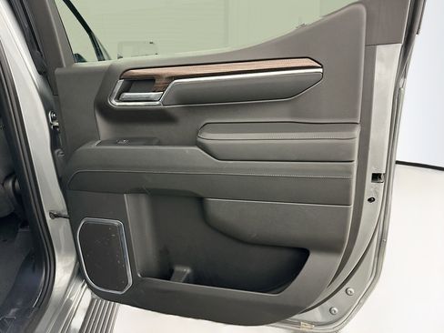 Used 2024 Chevrolet Silverado 1500 LT image 31