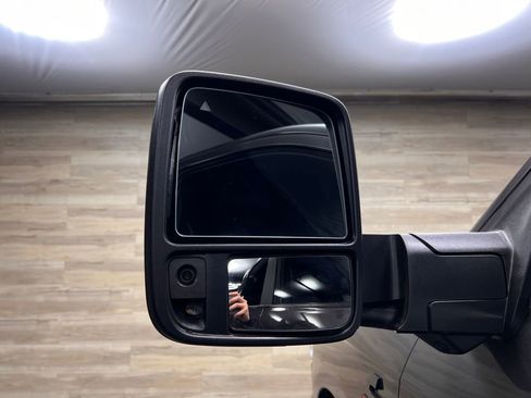 Used 2024 RAM 3500 Laramie w/ Night Edition image 31