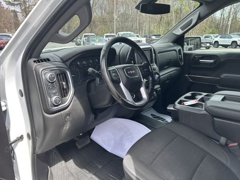 Used 2020 GMC Sierra 1500 SLE w/ SLE Value Package image 16