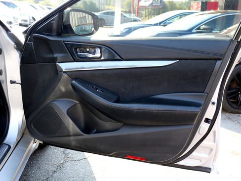 Used 2021 Nissan Maxima 3.5 SV w/ Floor Mat Group image 48