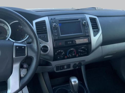 Used 2013 Toyota Tacoma 4x4 Double Cab w/ TRD Off-Road Pkg image 7